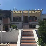 Feriehus Villaggio Polifemo 38 Localita P7167 Cala Sapone