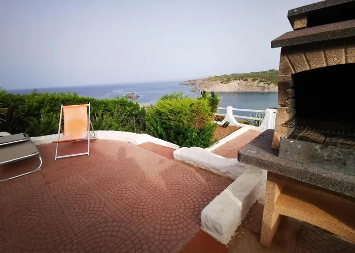 Villaggio Polifemo 38 Localita P7167 Cala Sapone